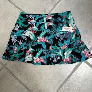 NWT Fabulous Tommy Bahama Golf/Tennis/Pickleball Skort- Size Large